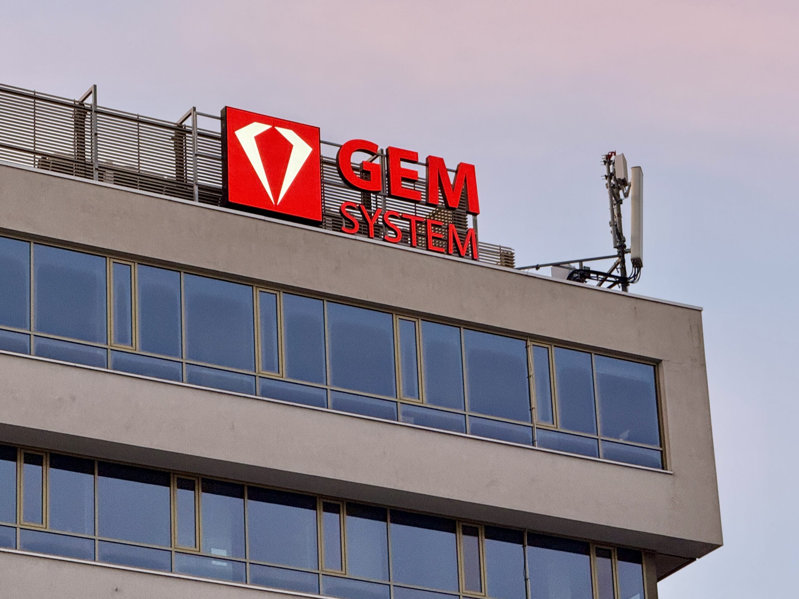 Pokročilá AI řešení pro efektivní, bezpečné a škálovatelné integrace – počítejte s GEM System